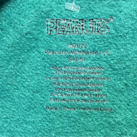 PEANUTS Snoopy Light Up Junior Christmas Sweatshirt Green Small NWOT (Flaw) - Picture 4 of 10